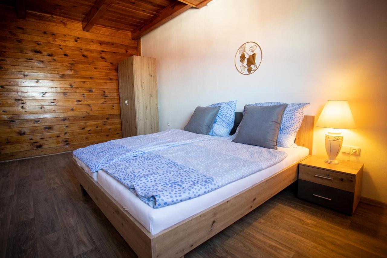 Tina Apartments Černá v Pošumaví Kültér fotó