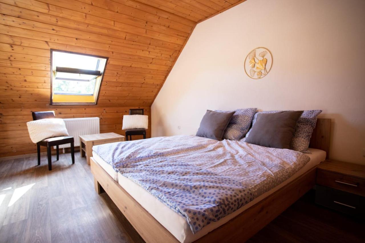 Tina Apartments Černá v Pošumaví Kültér fotó